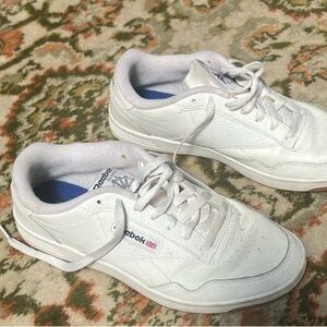 Reebok White Sneakers size 8